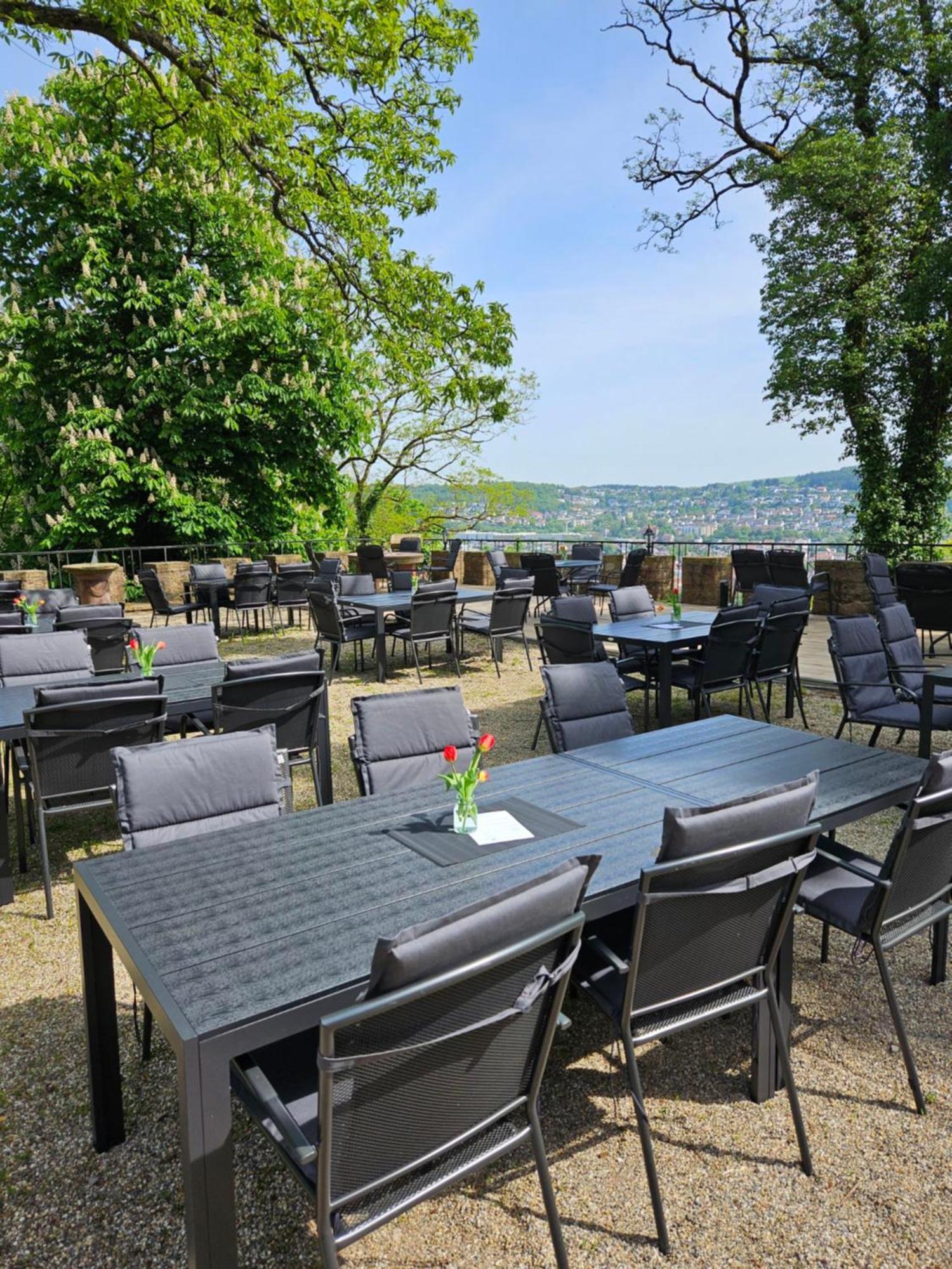 Eventlocation & Hotel Schloss Neuburg Obrigheim Exterior photo